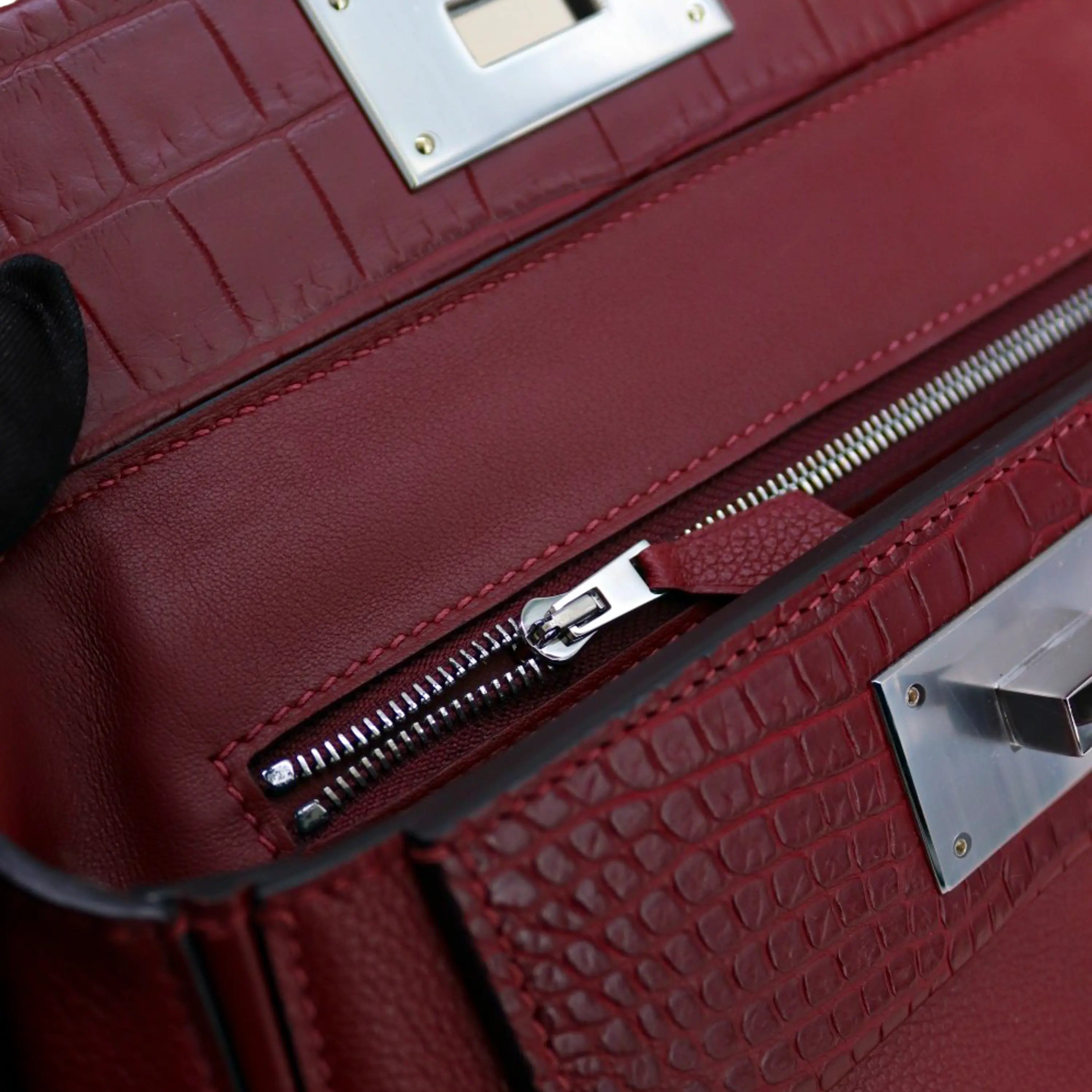 2424 Bag Matte Alligator and Evercolor Calfskin Rouge Grenat