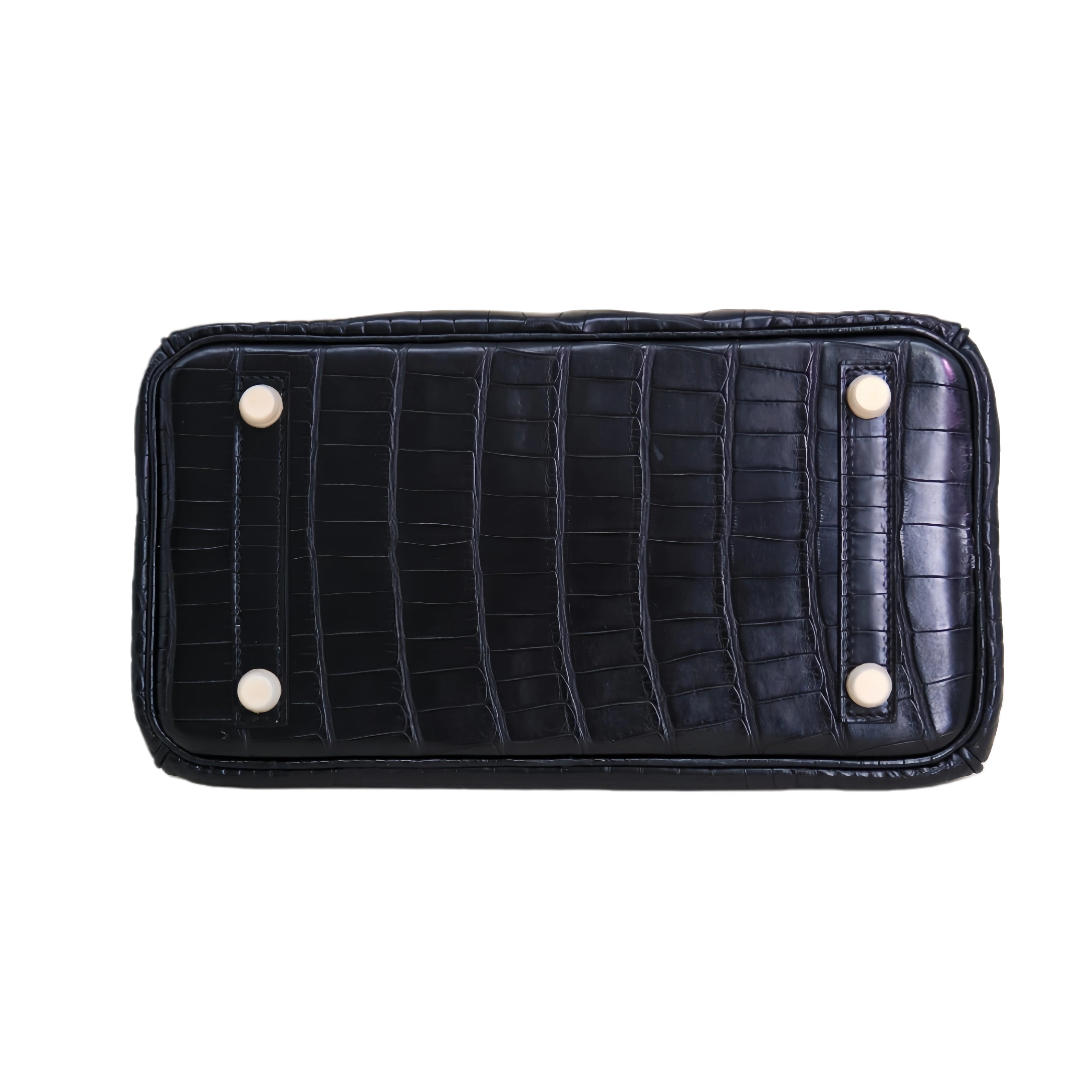 BK 25 Matte Alligator Handbag Jet Black