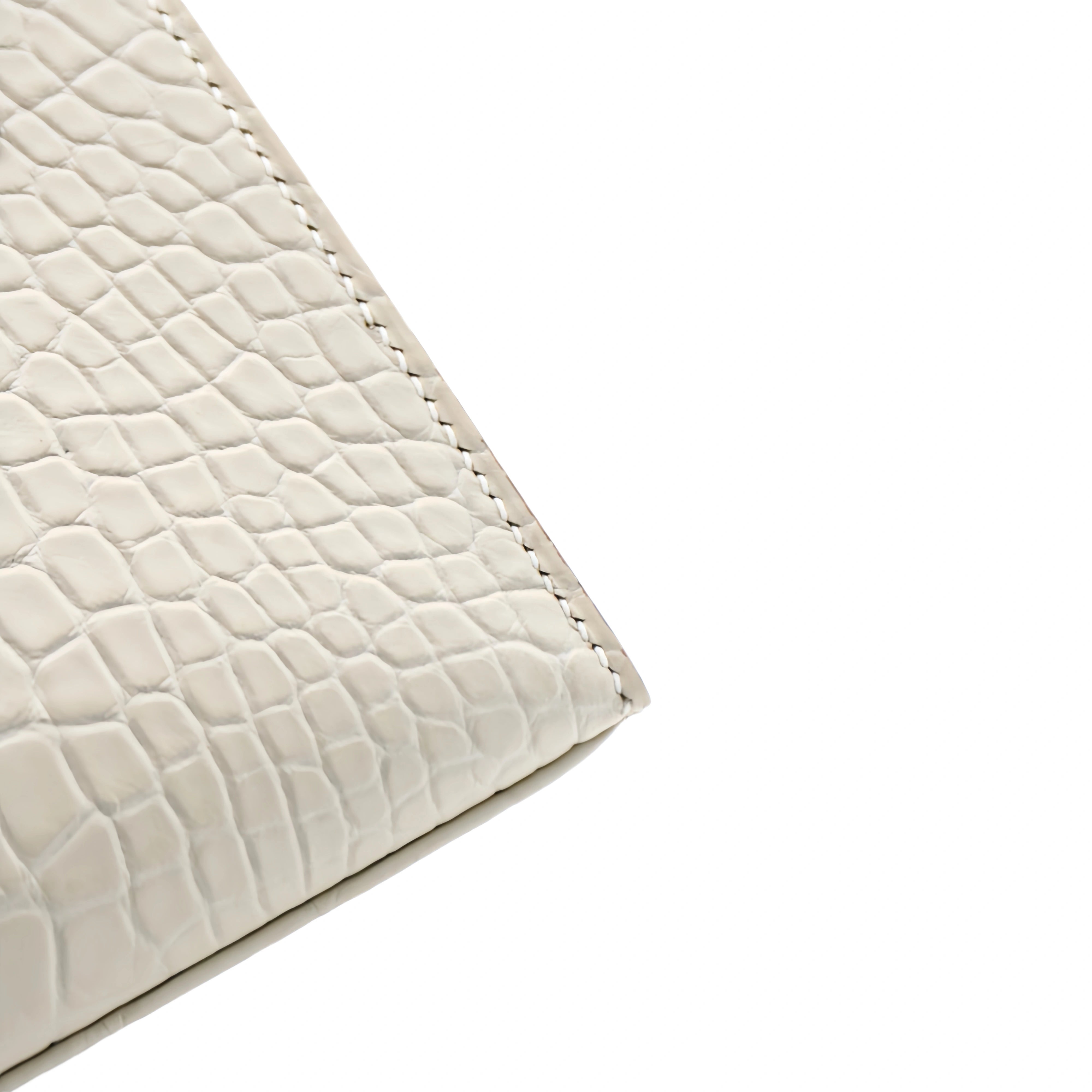 MK I 22 Matte Alligator Handbag Beton