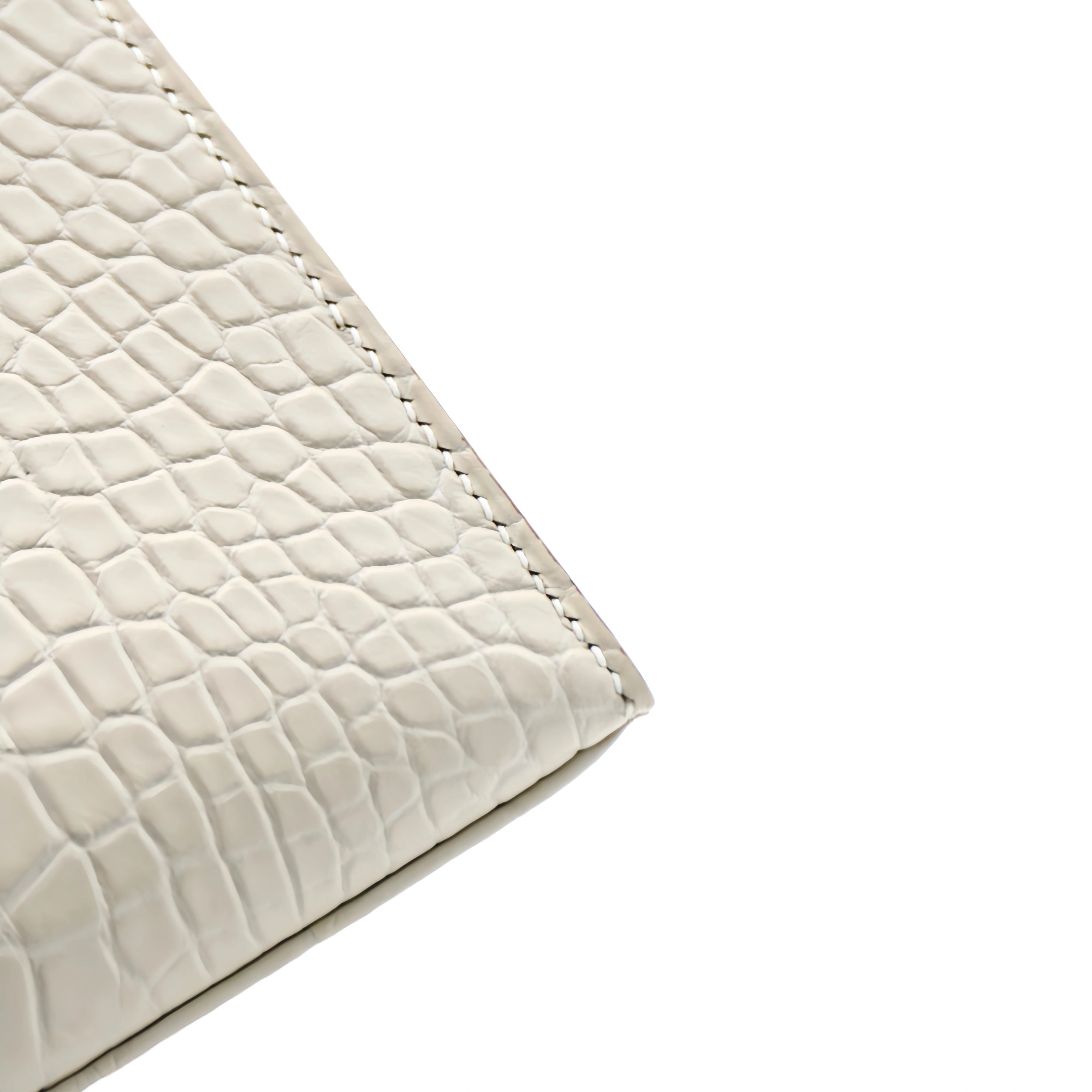 MK I 22 Matte Alligator Handbag Beton