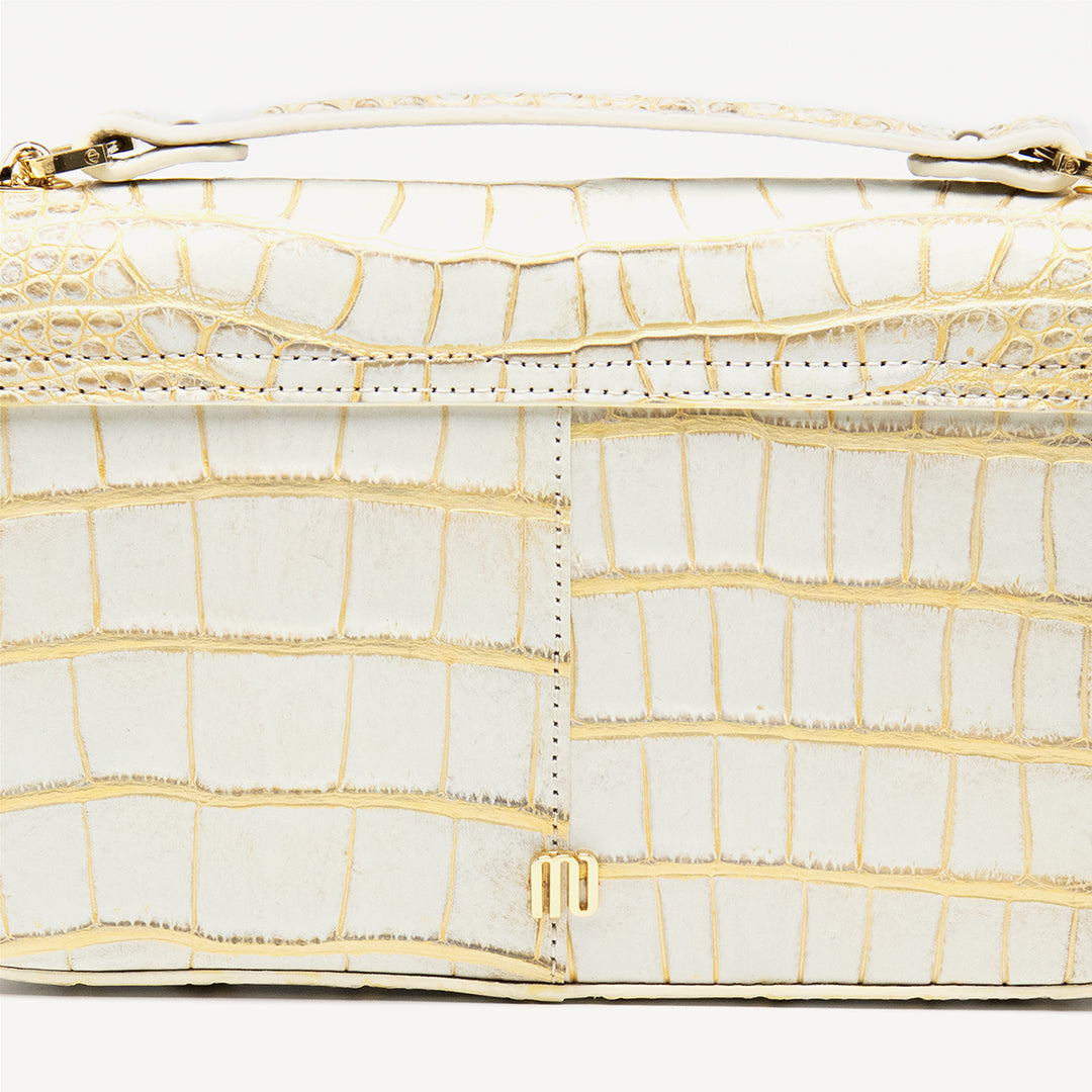 Beige clutch bag, Alligator leather. Lauren