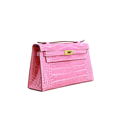 MK I 22 Lisse Alligator Handbag Bubblegum