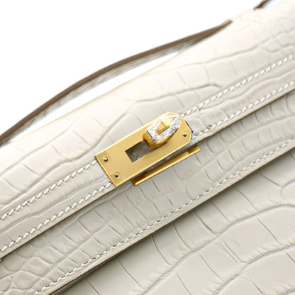 MK I 22 Matte Alligator Handbag Beton